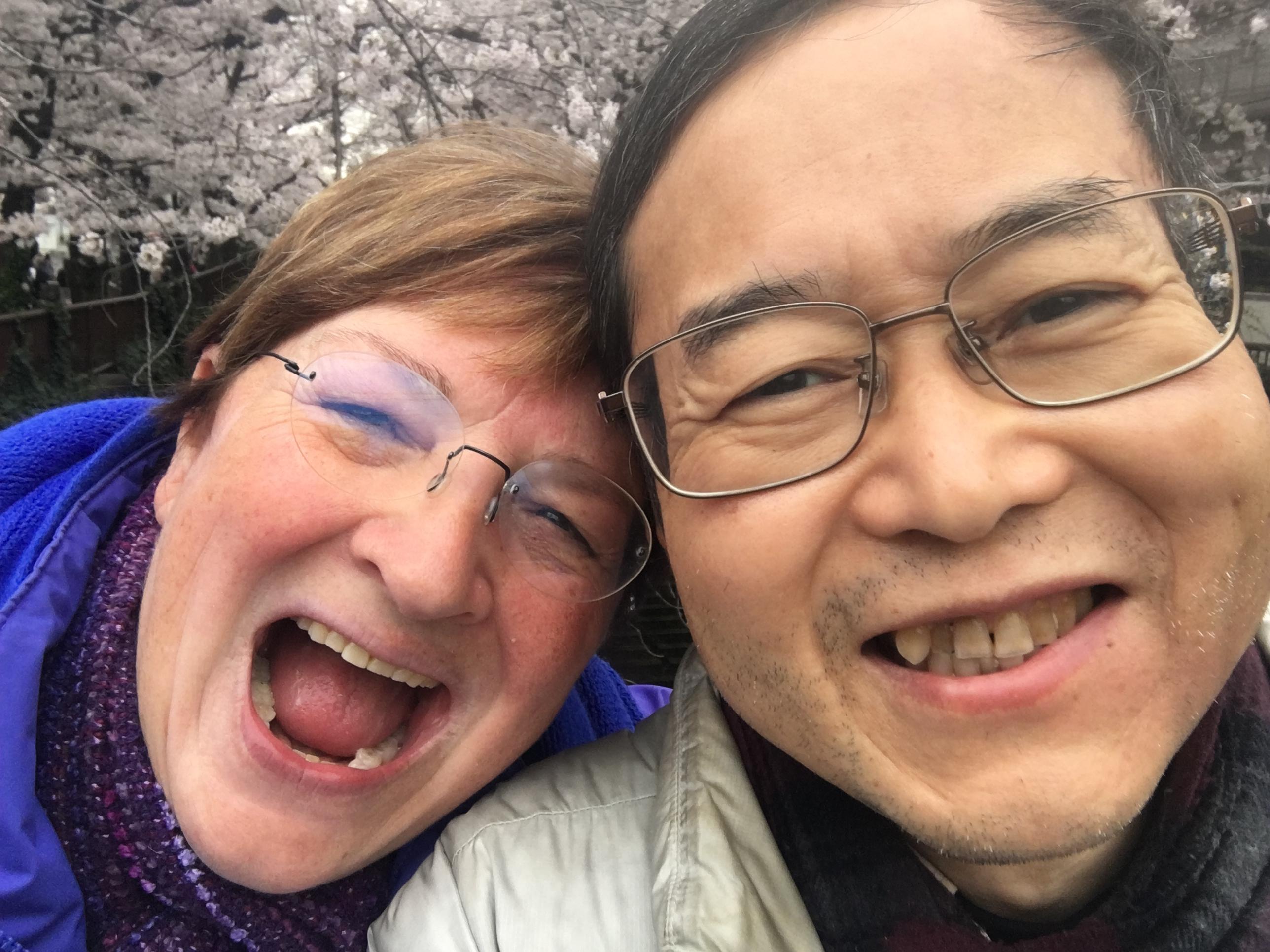 Hitotsubashi ICS Prof. Tish and her husband taking selfie